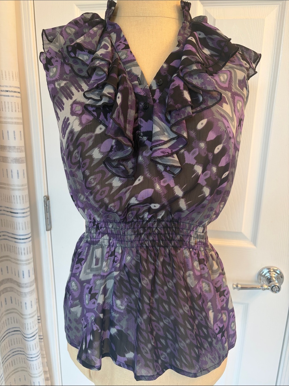 Womens Purple/gray/black Ruffle Sleeveless blouse sz small